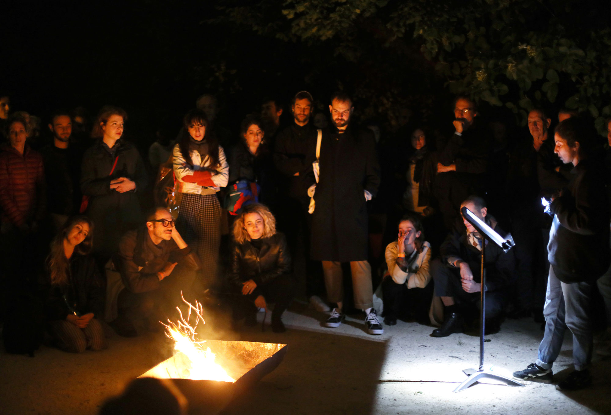 La Nuit #1 FIction est une nuit de performance pensée par Nina Santes & La Fronde
