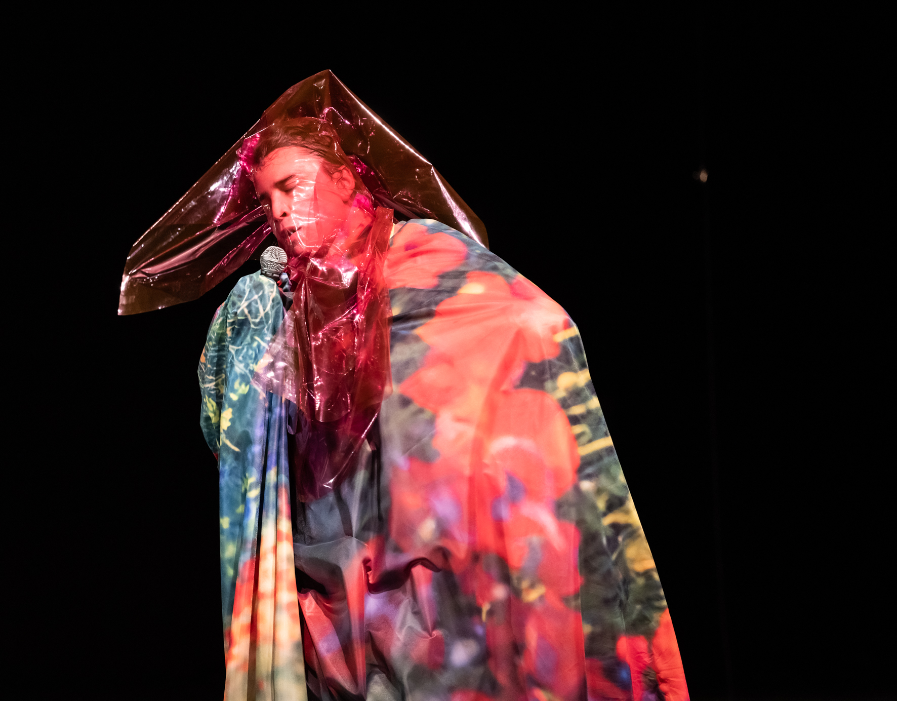 Eve Magot danse Jardin Futur / Club Sabotage